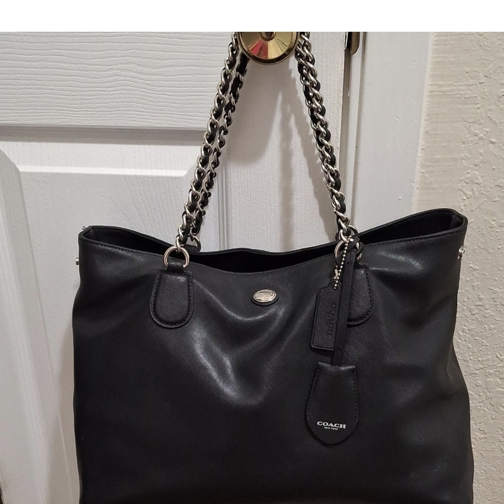 Coach Black Leather Shoulder Bag